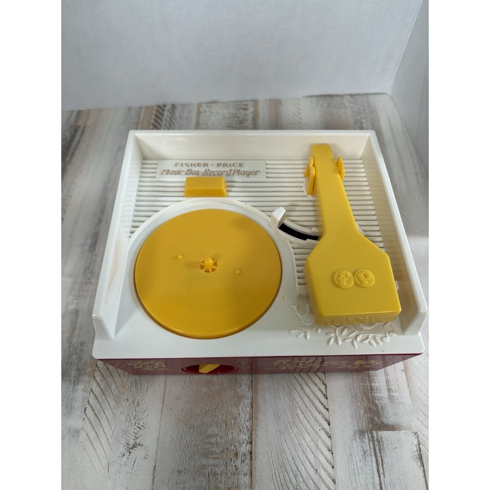 Fisher Price Music Box Record Player w/ 5 discs 2010